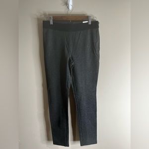 NWT White House black market the skinny ankle pant size 4